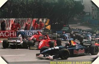 first corner crash, 1995