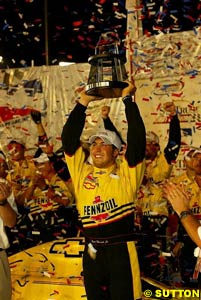 Sam Hornish celebrates his victory in Virginia