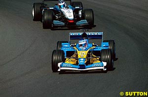 Button leads Raikkonen