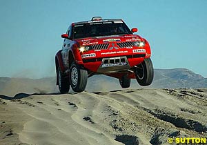 A flying Pajero on the 2004 Dakar