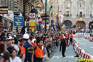 F1 fans in London