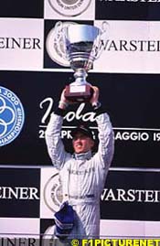 Nick Heidfeld winning F3000, but what about F1?