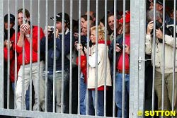 Fans Baulk at High Costs of F1 Weekend